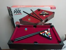 Nifty Table Top Pool Set Includes Rack, Chalk, 2 Cue Sticks & 16 Balls. 20"x12"