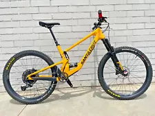 Santa Cruz 5010 C R - 2022 LARGE - Yellow/Black New in Box