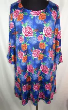 Women's XXL(20) The Pioneer Woman blue floral 3/4 flare sleeve dress, pockets