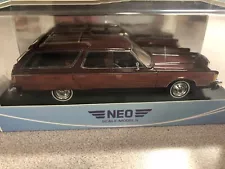 neo 1/43 chrysler town and country station wagon BROWN