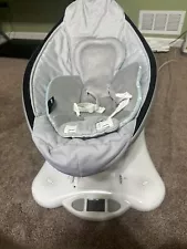 4moms mamaRoo 4 Bluetooth Plush Baby Swing - Silver