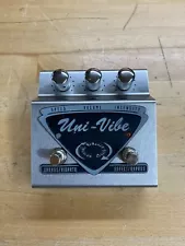 Jim Dunlop Uni-Vibe UV-1 Guitar Effect Pedal