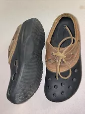 crocs islander leather lace