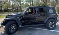 Jeep Wrangler JK/JL Rain Cover - who needs windows?