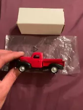 **PLYMOUTH 1941 TRUCK-1:43 Scale-RARE AND BRAND NEW