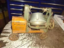 ANTIQUE TOY KENTON JAEGER CEMENT MIXER CAST IRON INDUSTRIAL Old Collector Toy