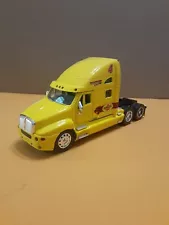 1/32 Scale Diecast Replica By JADA TOYS Kenworth T2000 See Pic For Details