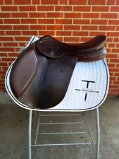 18” MW (Adjustable) Bates Caprilli Jump Saddle