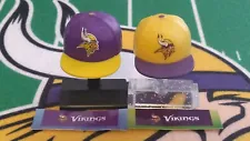 NFL Mad Lids Series 1 & 2 Minnesota Vikings 2-pack (2 caps/stands) Teenymates