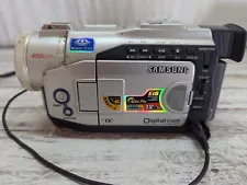 Samsung Digital Video Camcorder SCD86 400x Zoom W Battery Works Read