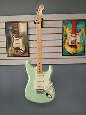 Fender Player Stratocaster - 75th Anniversary - Surf Green