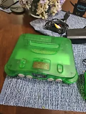 Nintendo 64 Donkey Kong Game Console Bundle - Jungle Green