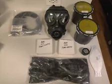 British Avon S10 Gas Mask (Size 3) W/ Extras