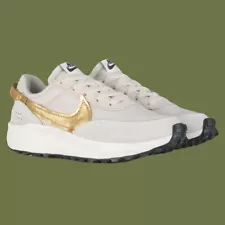 Nike Women's Waffle Debut Retro Sneaker