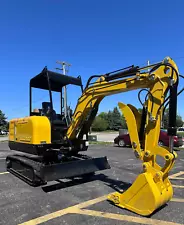 NEW Excavator, EPA CERTFD Kubota D1703 Engine 3.5 TON LOCAL PICK UP ONLY