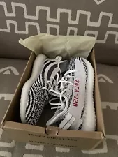 Size 11 - adidas Yeezy Boost 350 V2 2022/2023 Zebra