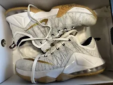 NIKE LEBRON XII 12 Low USA Gold Olympic White Gum Blue 724557-174 Mens Size 9.5
