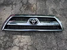 Toyota 4Runner Grill OEM From 2007