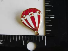 CANADA CANADIAN FLAG HOT AIR BALLOON TRAVEL PIN