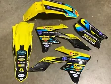 Acerbis Plastic Kit w/ Graphics for Suzuki 19-23 RMZ 250 / 18-23 RMZ 450 (For: 2020 RMZ250)