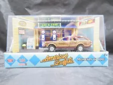 Motor Max American Graffiti Moments in Time 1979 Chrysler LeBaron Town & Country