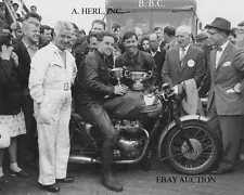 Triumph T120 Bonneville 1961 Thruxton 500 winners photo racing motorcycle photo