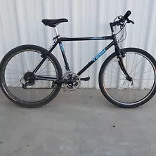 Vintage Trek 930 Frame Set USA SingleTrack 17 in True Temper CRMO 26 Black Lug