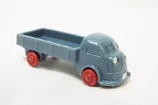 Vintage Wiking Tempo Matador Truck Type 1 Wire Axle Red Wheels Blue HO Scale