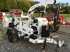 2014 ALTEC DRM12 12" WOOD CHIPPER W/ KUBOTA DIESEL ENGINE - 1,800 HOURS