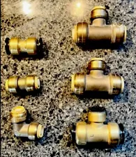 Lot of 1/2”& 3/4” PEX Shark Bite/Watts Push Connect Fittings: Elbows, T & Unions