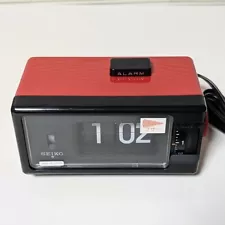 Seiko DP690T Flip Clock Alarm Red Body Vintage 1970s From Japan