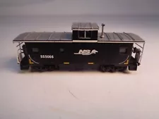 N Scale Atlas Norfolk Southern Standard Cupola Caboose #555066