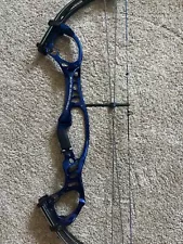 HOYT Pro Comp Elite 50-60lb 26.5-28” Draw Target Archery Compound Bow - Blue