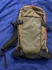 Dakine Poacher 14L Backpack