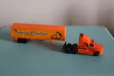 Maisto 8” ORANGE PRODUCE Delivery PETERBILT Truck Lorry Toy Transport Hauler