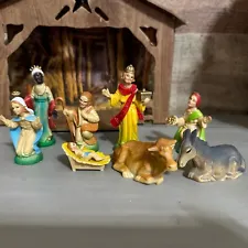 Vintage Cardboard Nativity Shed W/ 8 Figures Hand Painted