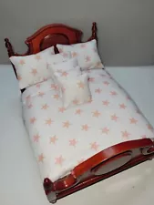 Dolls House Double Bedding Set 1/12 Scale ..I have a few for sale (FA26)