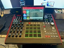 Akai Professional MPC-X Standalone Sampler 1TB SSD+ 50 Expansions+ 370GB Samples