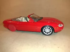 Maisto Jaguar XK8 Convertible Diecast, 1/18 Scale, 1996