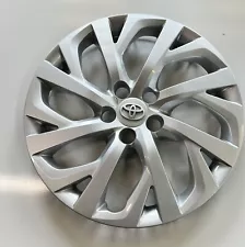 TOYOTA COROLLA HUBCAP Factory O.E (2017-2019) Wheelcover 61181