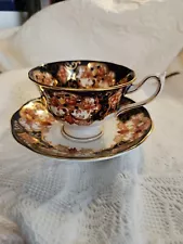 Vintage 1930s Royal Albert Bone China Teacup & Saucer, "Derby"