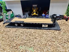 1:64 CUSTOM Used BLACK GreenLight gooseneck trailer hitch & tow Ertl farm truck