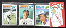 1977 Topps 12 Card Holiday Baseball Rack Pack #4