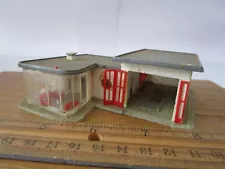 Vintage Built N Scale Mid Century Gas Service Station Building For Train Layout