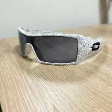 Oakley Oil Rig 2.0