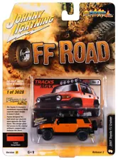 Johnny Lightning 1:64 Street Freaks Ver B 2007 Toyota FJ Cruiser Custom Orange