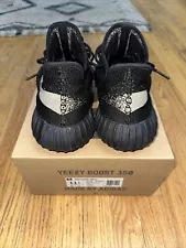 Size 11.5 - adidas Yeezy Boost 350 V2 Low Oreo