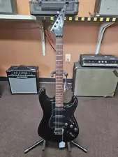 Mako Black Electric Guitar (ML1074288)