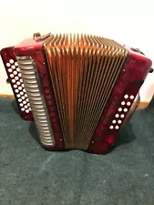 Hohner Accordion pearl red used - Corona II GCF