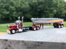 1/64 DCP Peterbilt 389 With dump trailer